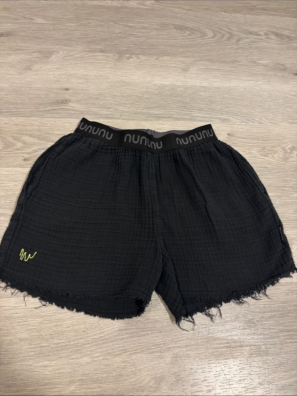 nununu summer shorts, black color with black elastic band kids size 12-14